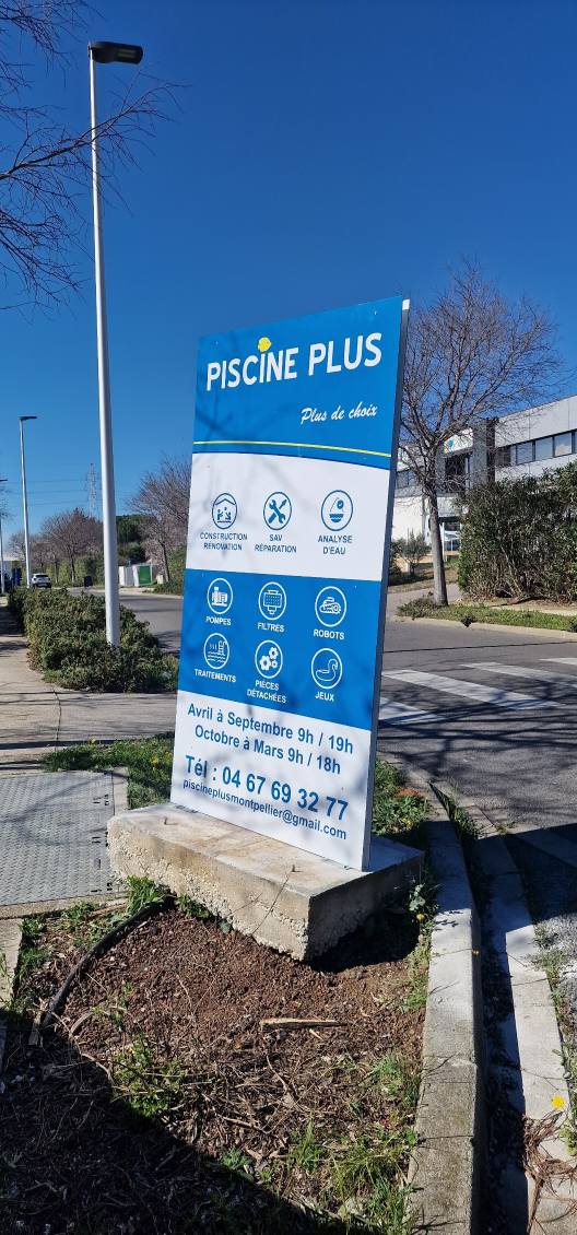 Enseigne totem